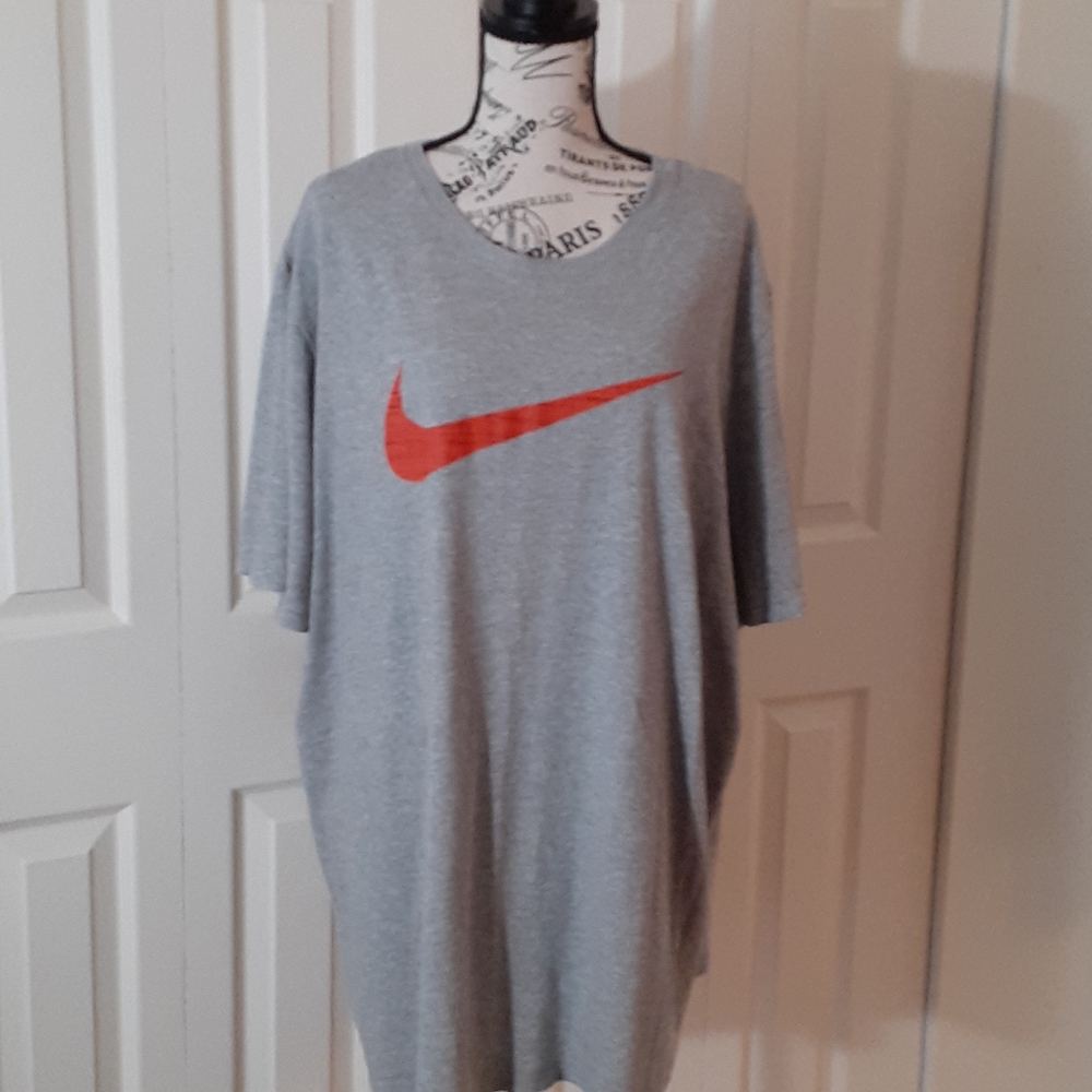 Mens Nike T-Shirt